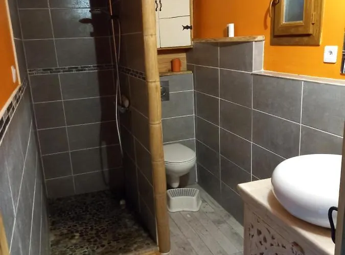 Casa vacanze Unique Et Piscine Privative Dans Un écrin De Verdure